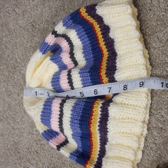 Aunt Martha Amish knitted hats, made with love - Picture 2 of 7